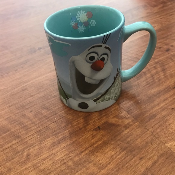 Disney Other - NEW! Disney Olaf coffee mug